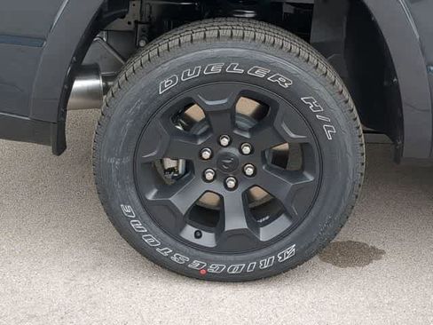 New 2026 RAM 1500 Big Horn AWD/4WD image 14