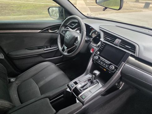 Used 2019 Honda Civic EX image 28