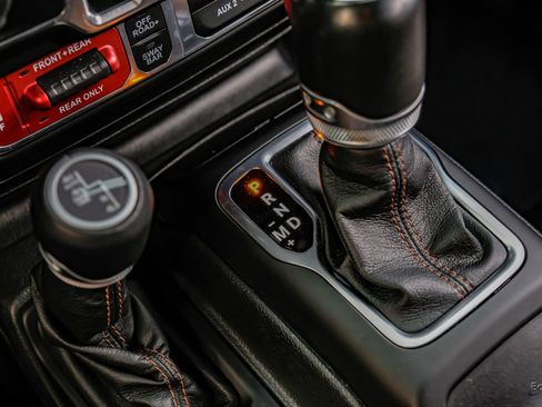 Used 2021 Jeep Wrangler Unlimited Rubicon image 66