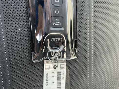 Used 2025 Audi Q5 Premium w/ Premium Plus AWD/4WD image 38