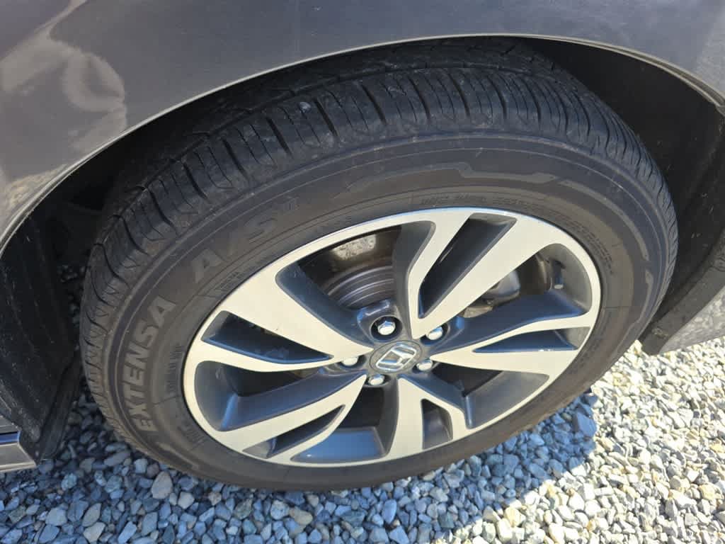 Used 2024 Honda Odyssey Touring image 5