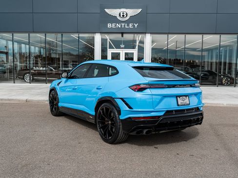 Used 2023 Lamborghini Urus S image 8