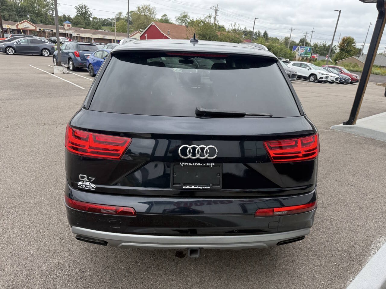 Used 2017 Audi Q7 3.0T Premium Plus AWD/4WD image 9