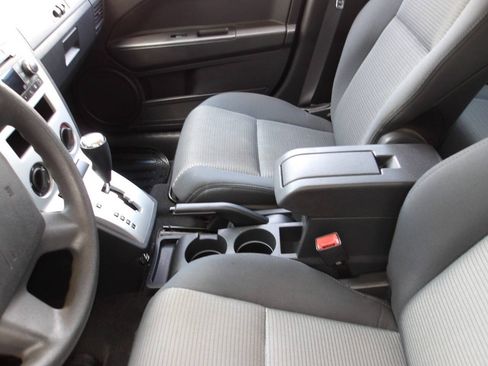 Used 2009 Dodge Caliber SXT FWD image 17