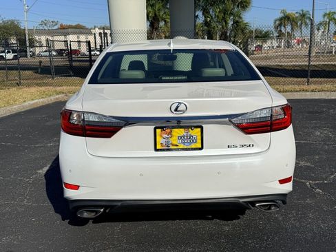 Used 2016 Lexus ES 350 w/ Premium Package w/Wood Trim image 12