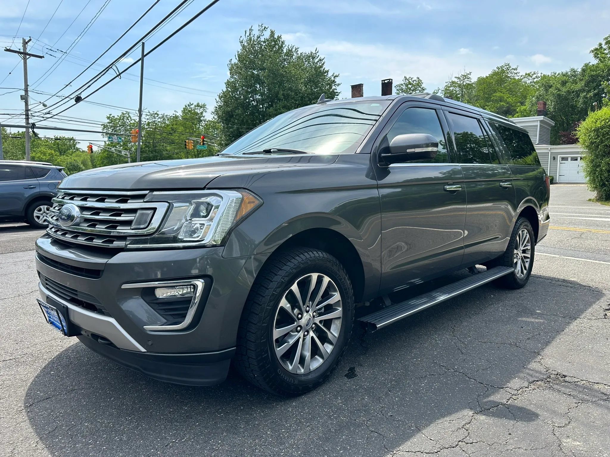 Used 2018 Ford Expedition Max Limited AWD/4WD image 3