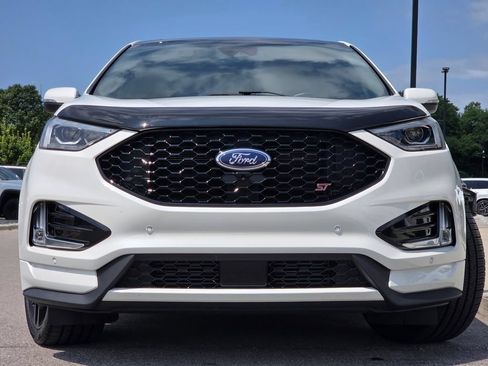 Used 2021 Ford Edge ST w/ Equipment Group 401A AWD/4WD image 3