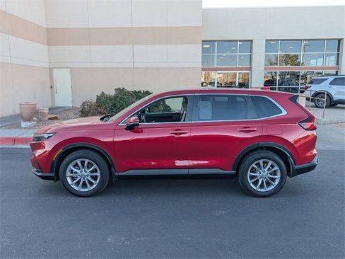 Used 2024 Honda CR-V EX image 3