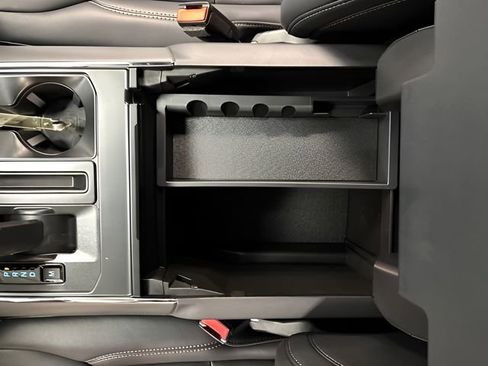 New 2025 Ford F150 XLT w/ Equipment Group 303A High image 26