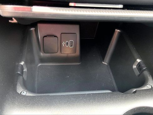 Used 2025 Ford Explorer ST AWD/4WD image 34