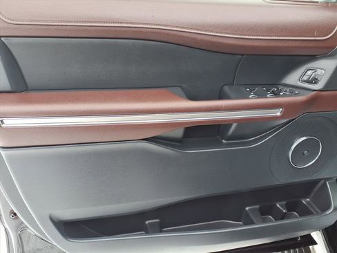 Certified 2022 Ford Expedition Max Limited image 15