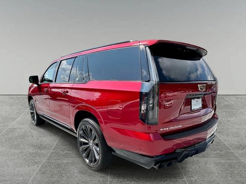 New 2026 Cadillac Escalade ESV V AWD/4WD image 3