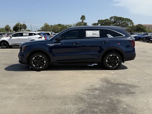 New 2026 Kia Sorento S FWD image 7