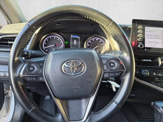 Used 2018 Toyota Camry LE FWD image 11