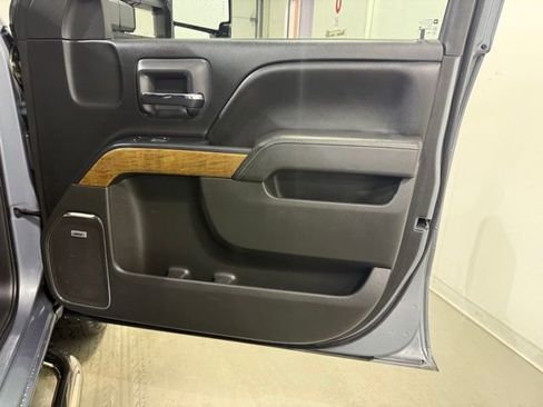 Used 2015 Chevrolet Silverado 1500 LTZ w/ LTZ Plus Package image 23