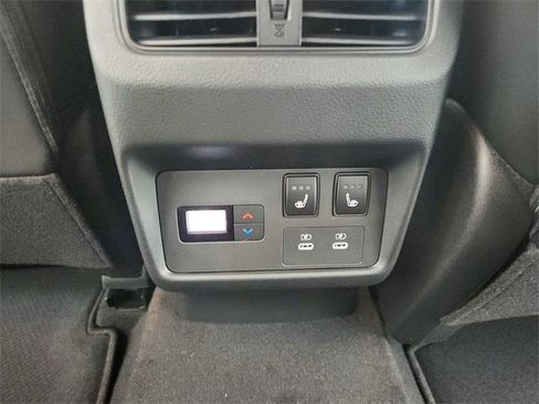 New 2026 Nissan Rogue Platinum image 36