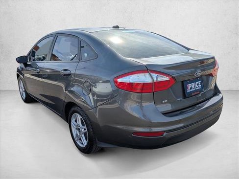 Used 2018 Ford Fiesta SE image 8