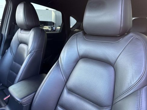 Certified 2022 MAZDA CX-5 Signature image 25
