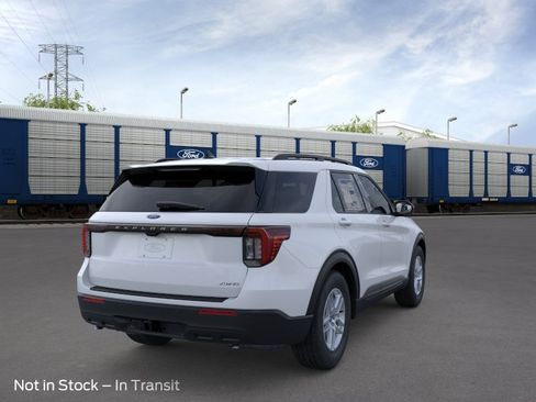 New 2026 Ford Explorer Active image 8