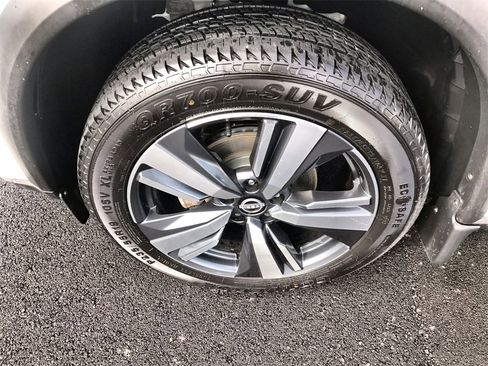 Certified 2023 Nissan Rogue SL w/ SL Premium Package image 10