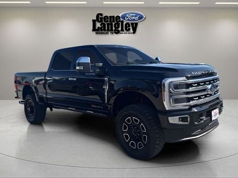 Used 2024 Ford F250 Platinum AWD/4WD image 12