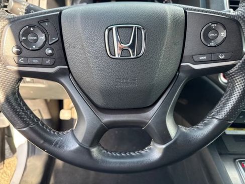 Used 2023 Honda Passport EX-L image 7