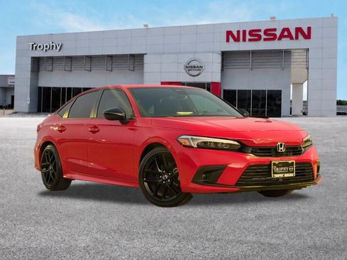 Used 2024 Honda Civic Sport image 1