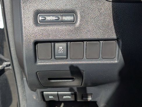 Used 2017 Nissan Murano SV FWD image 20