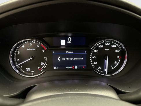 Used 2023 Cadillac XT4 Premium Luxury image 9