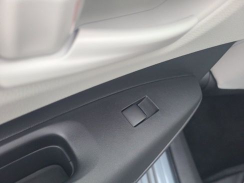 Used 2024 Toyota Corolla LE image 15