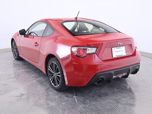 Used 2013 Scion FR-S image 3