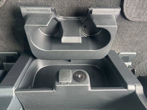 Used 2023 Ford F250 XLT w/ FX4 Off-Road Package image 13