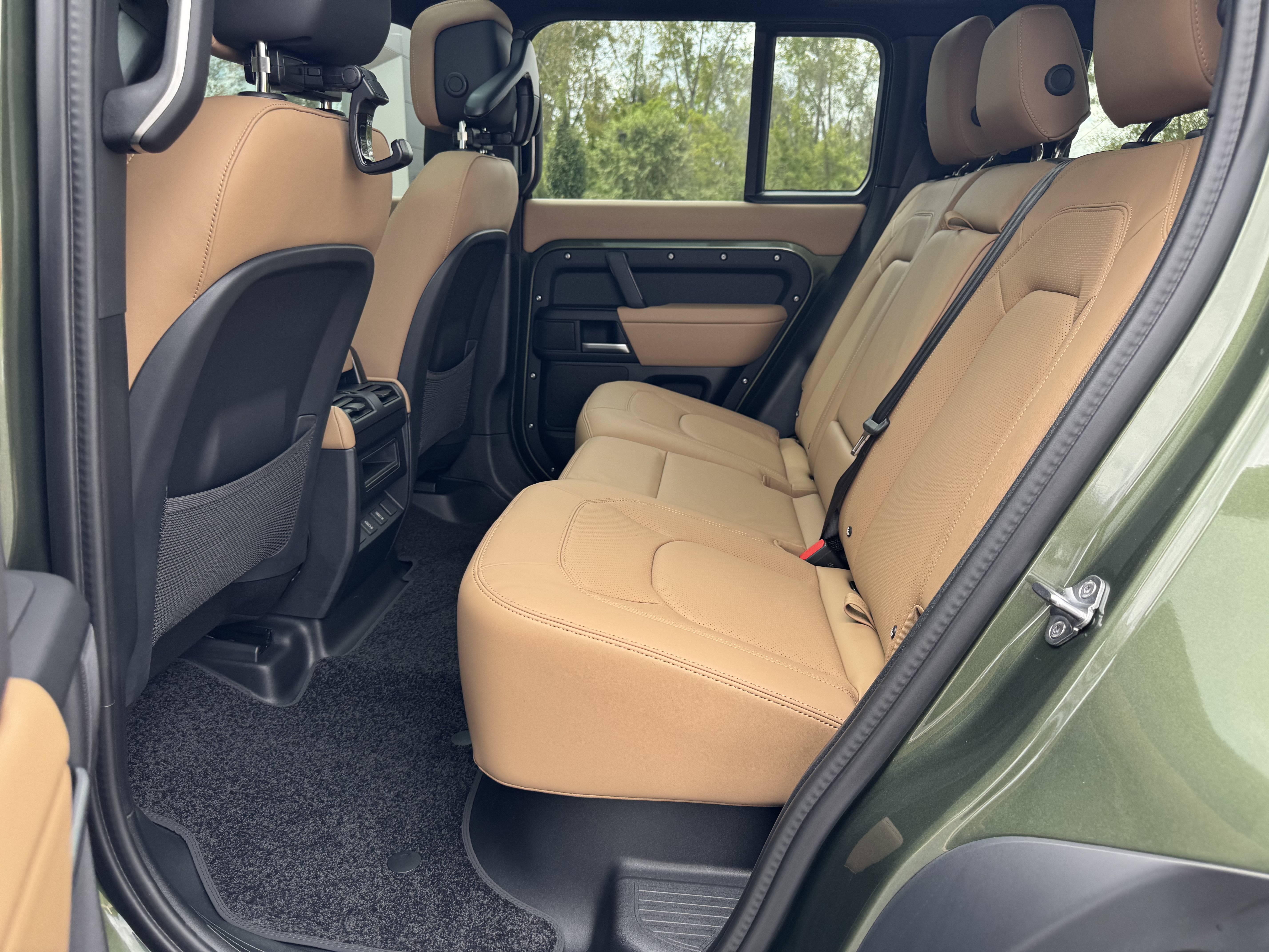 New 2026 Land Rover Defender 110 S AWD/4WD image 5