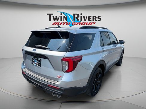 Used 2024 Ford Explorer ST w/ Equipment Group 401A AWD/4WD image 4