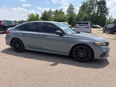 Used 2024 Honda Civic Sport image 9