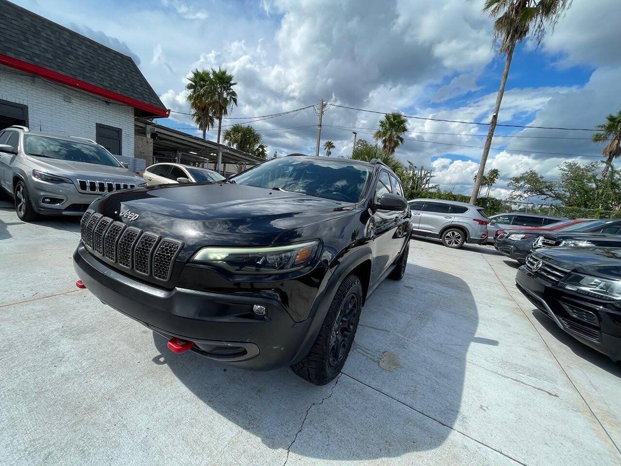 Used 2021 Jeep Cherokee Trailhawk w/ Sun, Sound & Nav Group AWD/4WD image 17