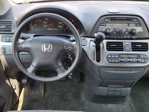 Used 2005 Honda Odyssey EX image 16