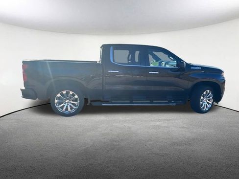Used 2021 Chevrolet Silverado 1500 High Country w/ Technology Package image 14
