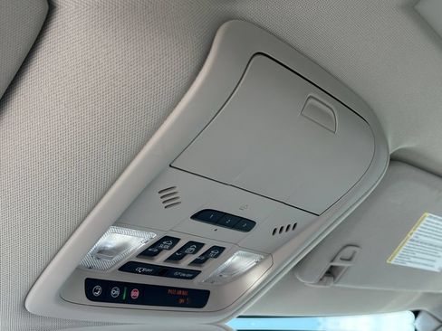 Used 2023 Buick Enclave Avenir w/ Avenir Technology Package FWD image 26