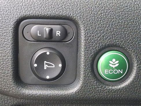 Used 2021 Honda Ridgeline Sport image 24