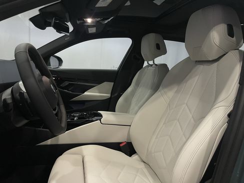 New 2026 BMW 530i xDrive w/ Premium Package image 8