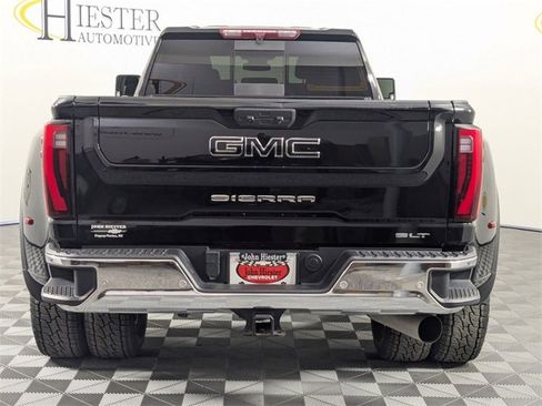 Used 2024 GMC Sierra 3500 SLT w/ SLT Premium Package image 6