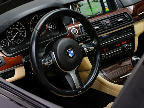 Used 2014 BMW 535i xDrive Sedan AWD/4WD image 18
