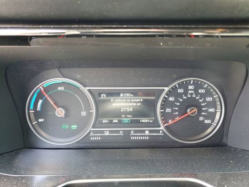 Used 2023 Kia Sorento EX image 18