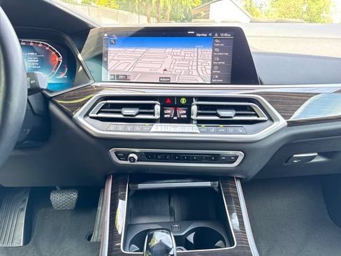 Used 2021 BMW X5 xDrive40i w/ Premium Package AWD/4WD image 23