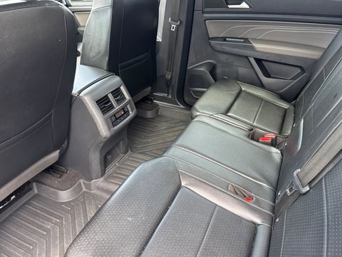 Used 2022 Volkswagen Atlas SE AWD/4WD image 24