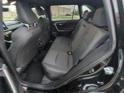 Certified 2024 Toyota RAV4 SE image 21
