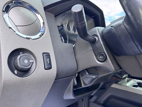 Used 2011 Ford F350 Lariat w/ Lariat Ultimate Pkg image 21