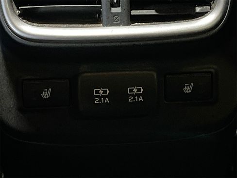 Used 2021 Subaru Outback Limited XT image 27