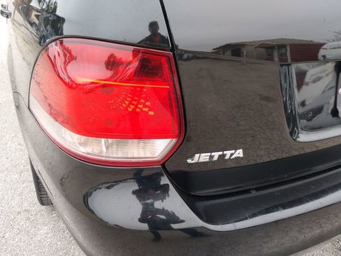 Used 2014 Volkswagen Jetta TDI image 8